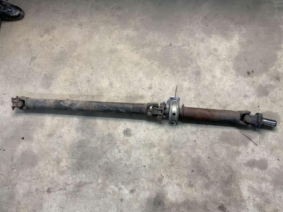 Mellomaksel til Toyota Hiace 2007-2012 (Fase 3) (TOYOTA||37100-26540)