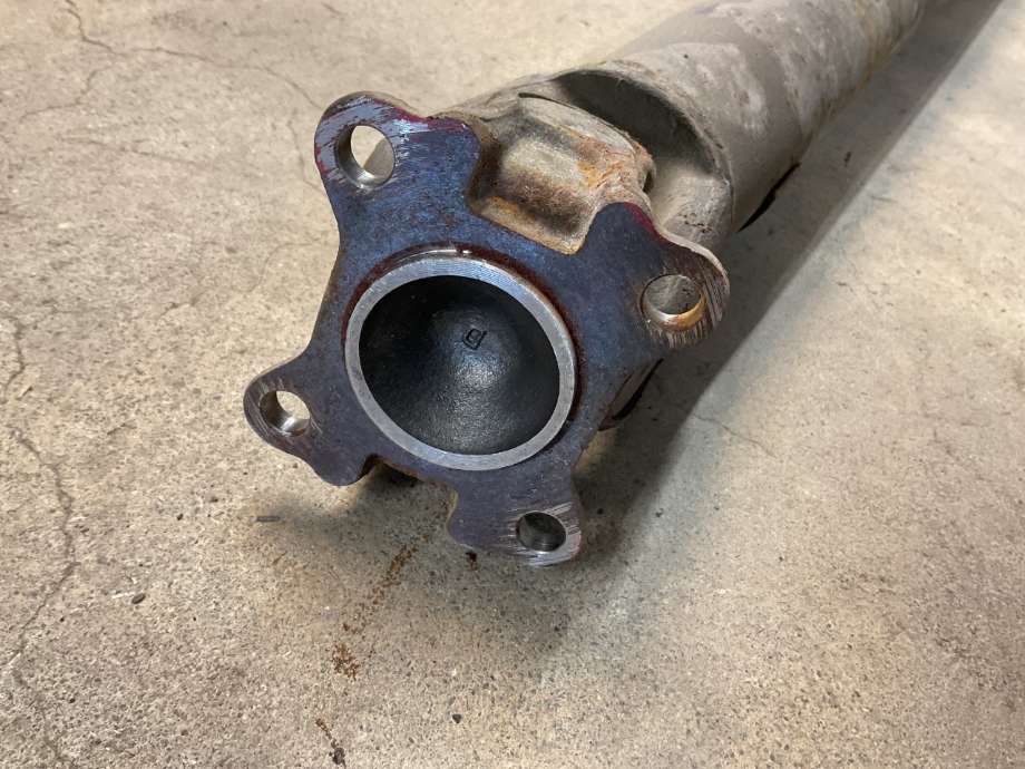 Mellomaksel til Toyota Hiace 2007-2012 (Fase 3) (TOYOTA||37100-26540)