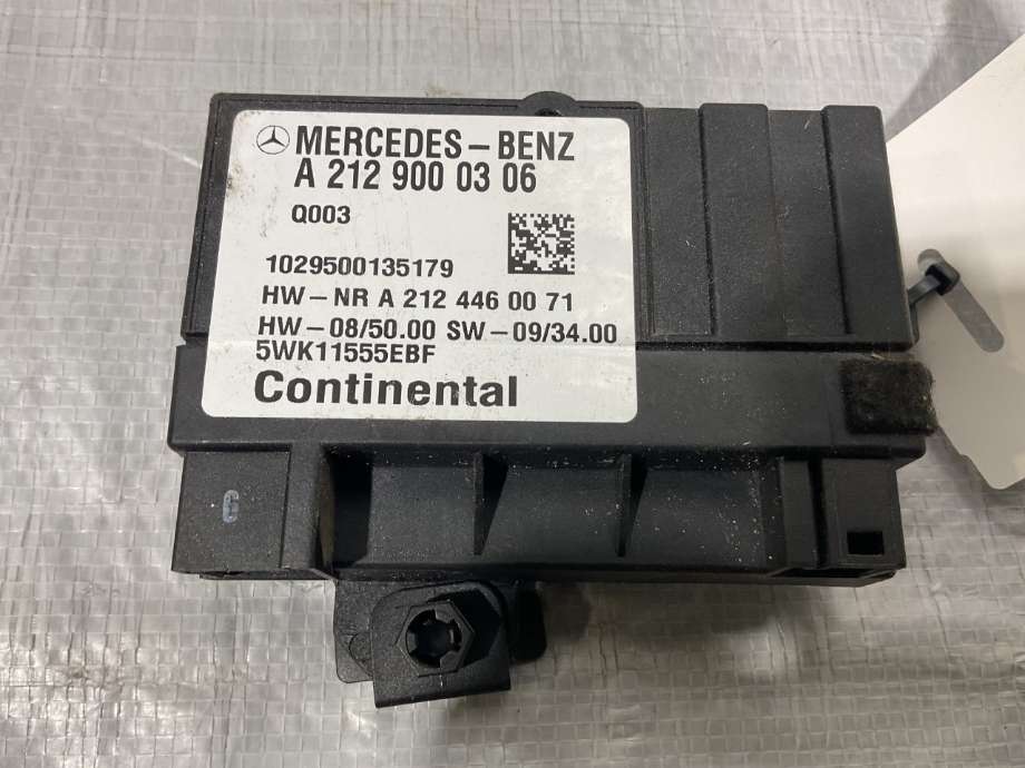 Styreenhet diverse til Mercedes Vito/Viano 2010-2014 (Fase 2) (W639) (W639) (MERCEDES|A 212 900 03 06|)