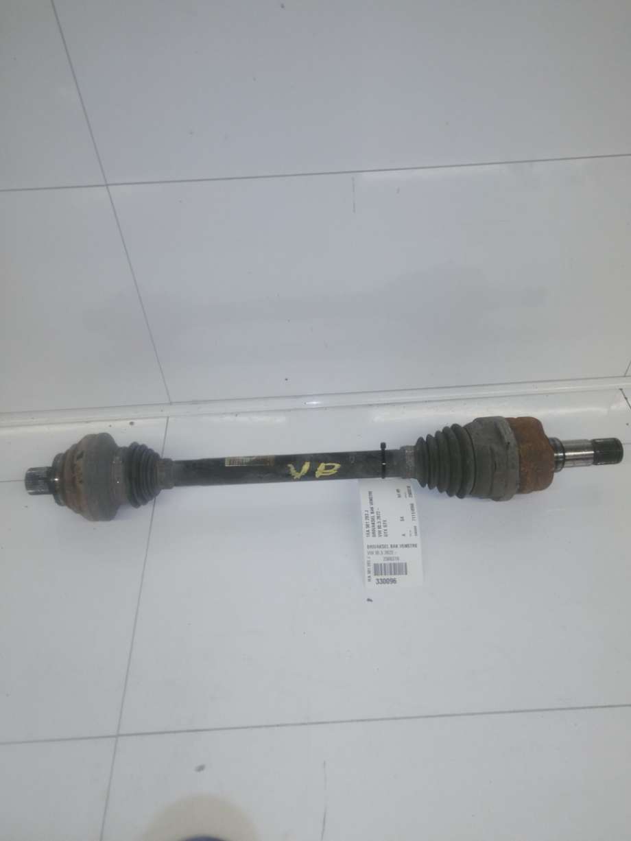 Drivaksel venstre bak, elbil til VW ID.5 2022-->> (VOLKSWAGEN|1EA 501 203 J|)
