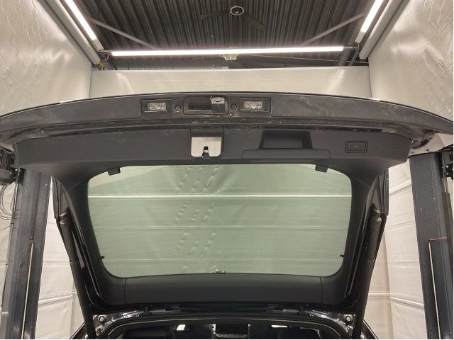 Bakluke til VW ID.5 2022-->>  (VOLKSWAGEN|11E 827 025|)