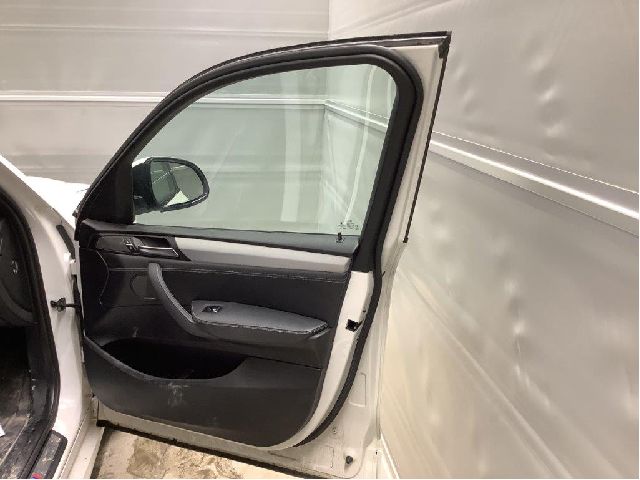 Dør høyre foran til BMW X3 2010-2017 (F25) (F25) (BMW|41 51 7 355 804|)