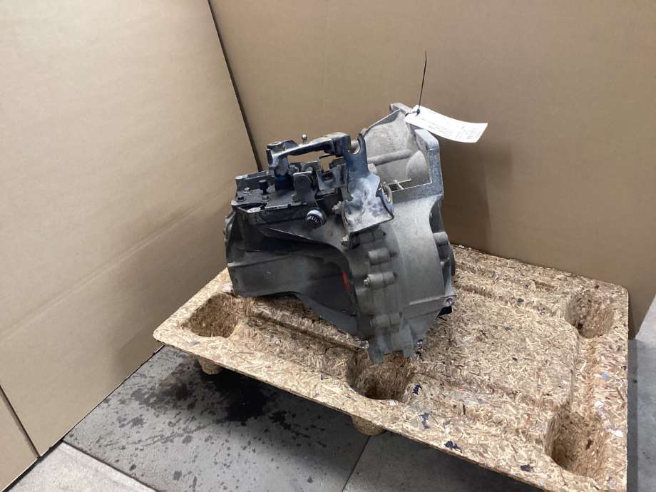 Girkasse manuell til Volvo V70 2007-2013 (Type III, Fase 1)  (VOLVO|36050977|)