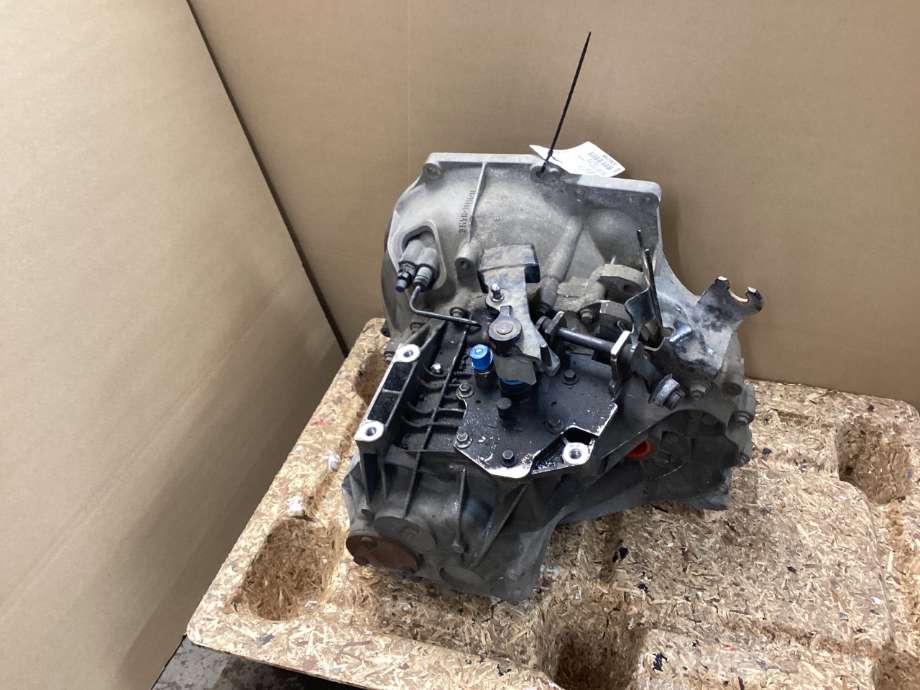 Girkasse manuell til Volvo V70 2007-2013 (Type III, Fase 1)  (VOLVO|36050977|)