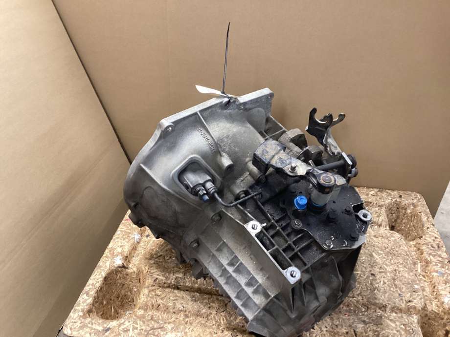 Girkasse manuell til Volvo V70 2007-2013 (Type III, Fase 1)  (VOLVO|36050977|)