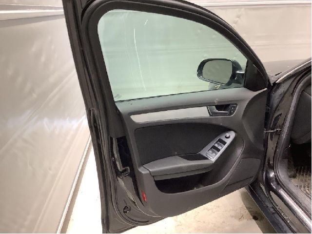 Dør venstre foran til Audi A4 2007-2014 (Type IV) (B8) (B8) (AUDI|8K0 831 051 J|)