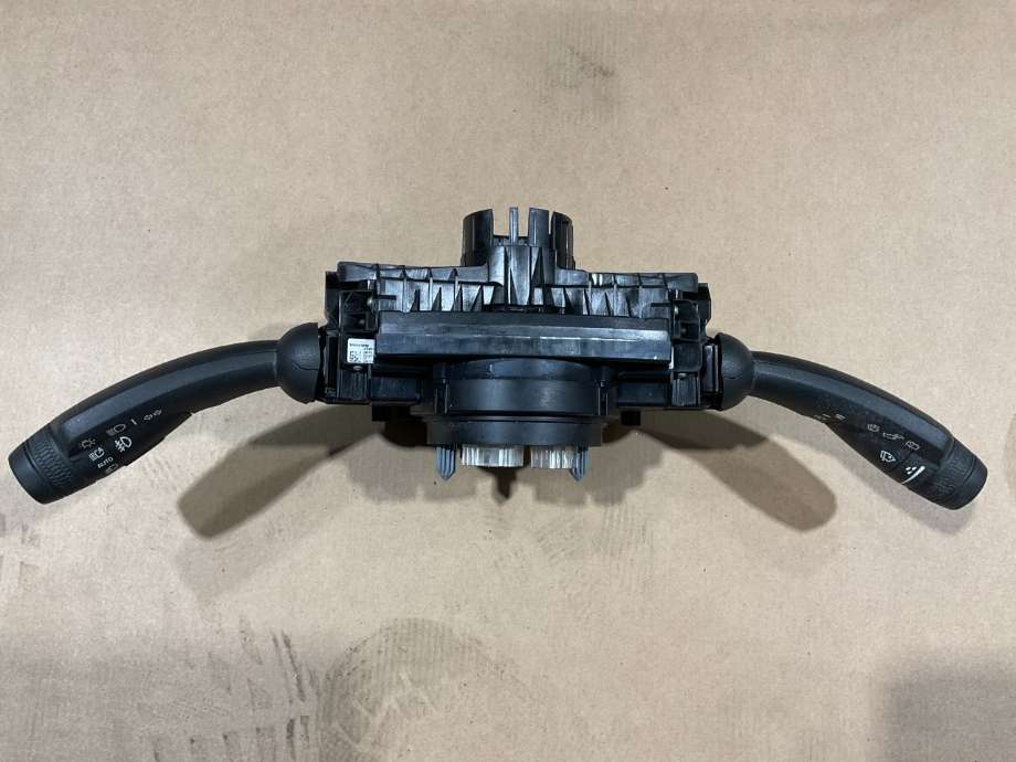 Bryter combi til Volvo XC40 2018-2024  (VOLVO|32275369|)