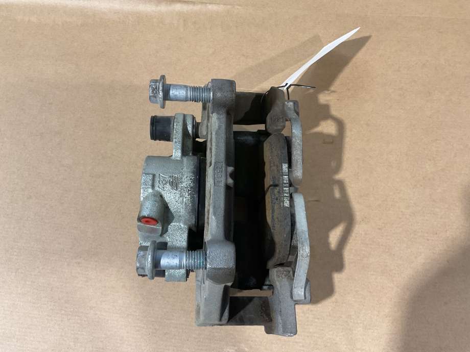 Bremsecaliper venstre foran til Volvo XC40 2018-2024  (VOLVO|36003279|)