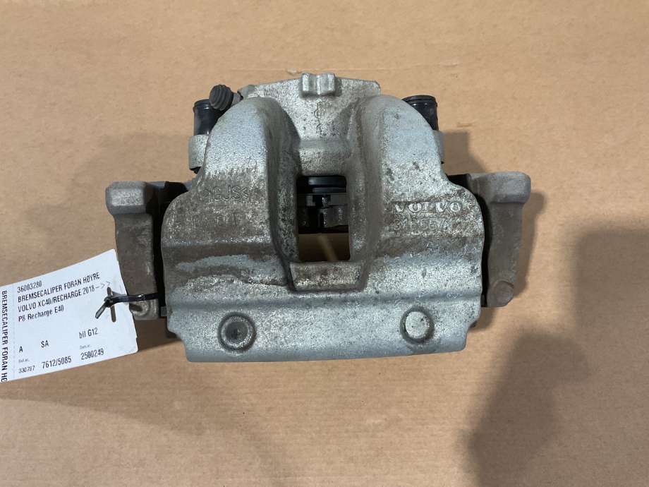 Bremsecaliper høyre foran til Volvo XC40, 2018-2024  (VOLVO|36003280)