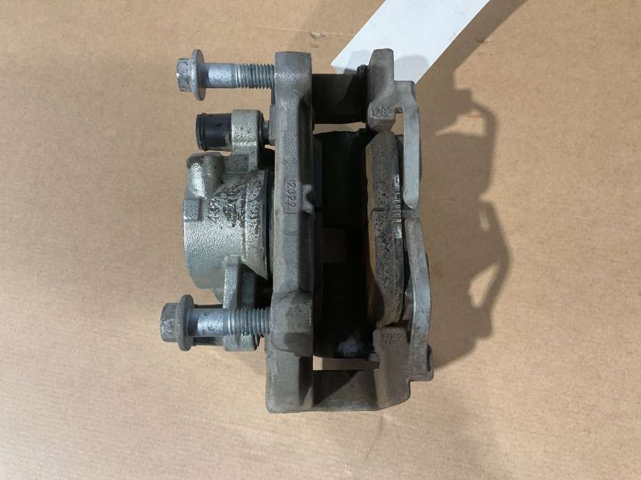Bremsecaliper høyre foran til Volvo XC40 2018-2024  (VOLVO|36003280|)