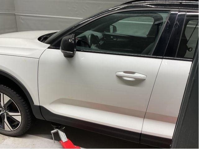 Dør venstre foran til Volvo XC40, 2018-2024  (VOLVO|31479738)