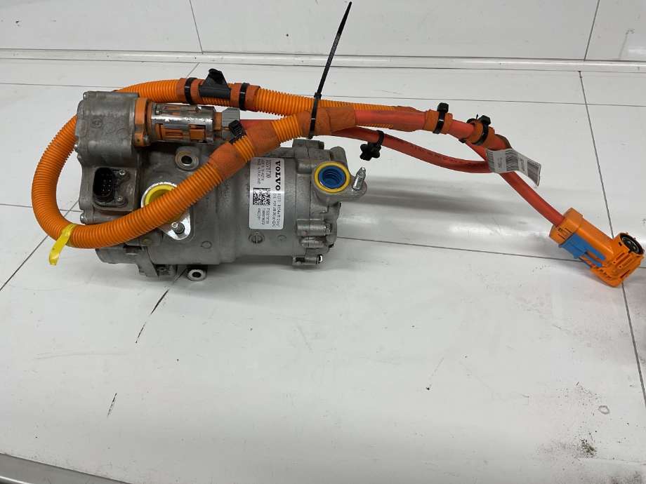 Aircondition kompressor til Volvo XC40, 2018-2024  (VOLVO|36010526)
