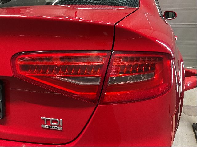 Baklykt høyre indre til Audi A4, 2007-2014 (Type IV) (B8) (B8) (AUDI|8K5 945 094 AC)