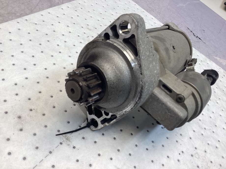 Starter diesel til Škoda Superb 2015-->> (Type III)  (SKODA|02E 911 022 C|)