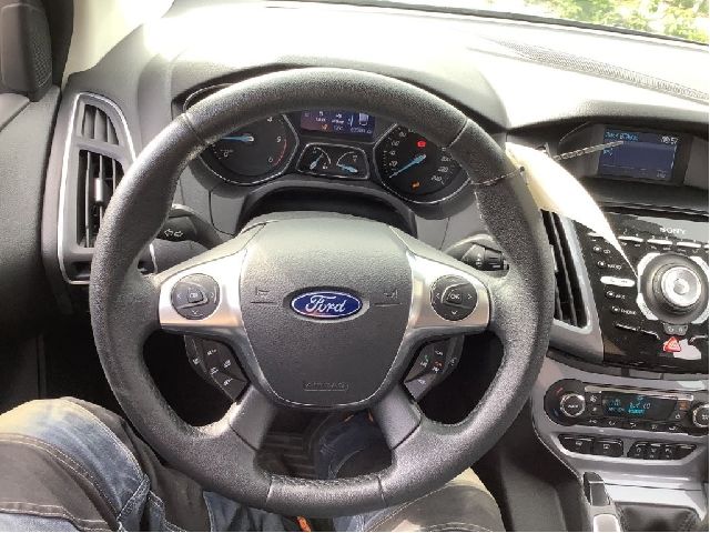 Dashbord til Ford Focus 2011-2014 (Type III, Fase 1)  (FORD|1851697|)