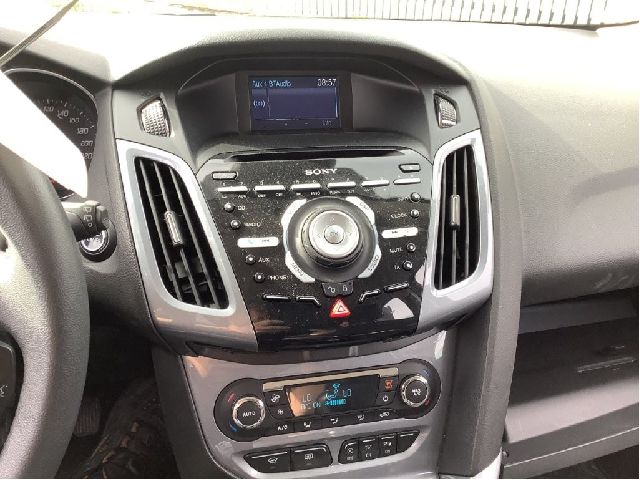 Dashbord til Ford Focus 2011-2014 (Type III, Fase 1)  (FORD|1851697|)