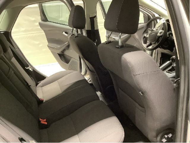 Sete bak til Ford Focus 2011-2014 (Type III, Fase 1)  (FORD|)
