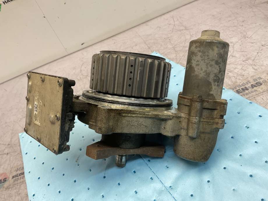 Mellomaksel viskosekobling til VW Tiguan 2011-2016 (Type I, Fase 2)  (VOLKSWAGEN|0CQ 525 554 D|)