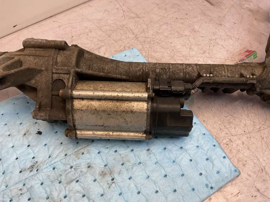 Tannstang elektrisk til BMW 6-Serie 2011-2018 (F06/F12/F13) (F06/F12/F13) (BMW|32 10 6 883 546|)