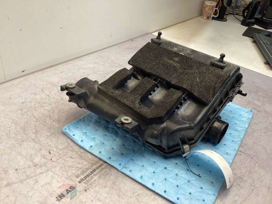 Luftfilterboks til Suzuki SX4 S-CROSS 2013-->> (Type II)  (SUZUKI||68M A01)