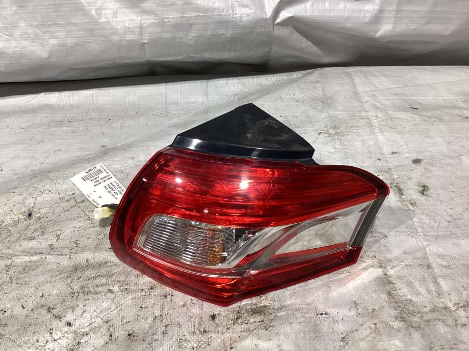 Baklykt høyre til Peugeot 4008 2012-2017  (PEUGEOT|16 076 993 80|)