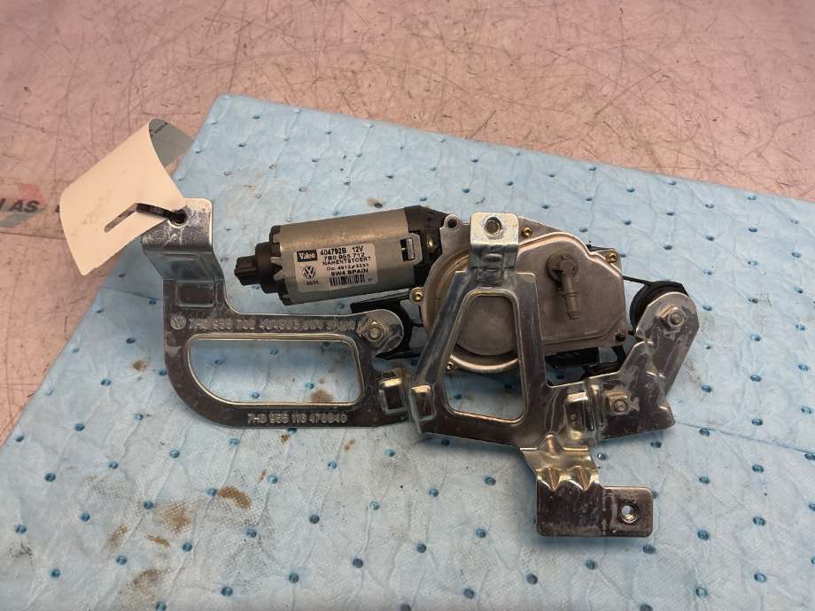 Viskermotor bakrute til VW Transporter / Caravelle 2003-2009 (Fase 1) (T5) (T5) (VOLKSWAGEN|7E0 955 712|)