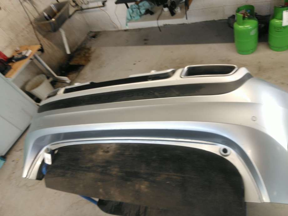 Støtfanger bak til Volvo V60/V60 CC 2013-2018 (Type I, Fase 2) (VOLVO|39844084|)