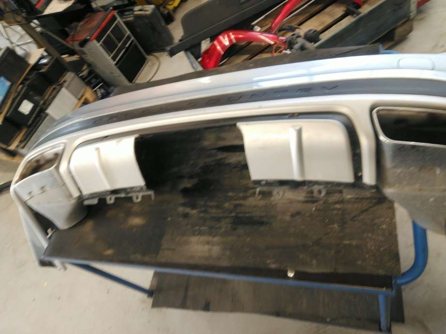 Støtfanger bak til Volvo V60/V60 CC 2013-2018 (Type I, Fase 2) (VOLVO|39844084|)