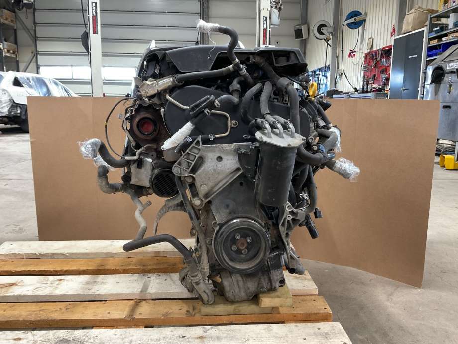 Motor diesel til VW Golf VII 2012-2017 (Fase 1)  (VOLKSWAGEN|04L 100 090|)