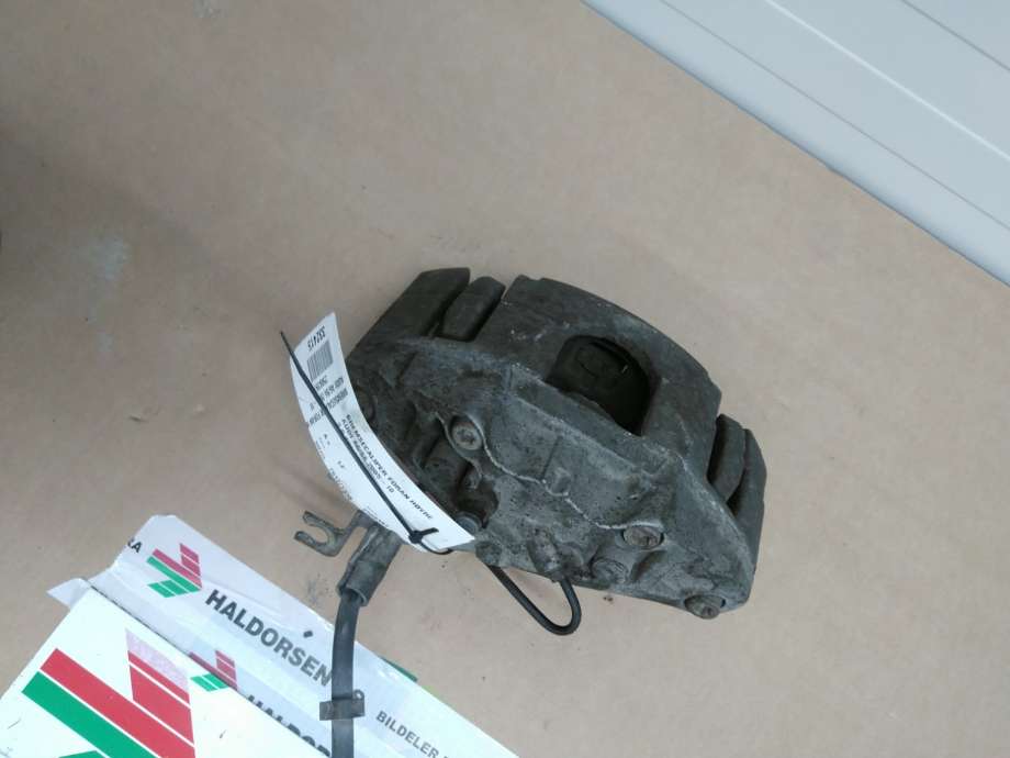 Bremsecaliper høyre foran til Audi A6, 2005-2008 (Type III, Fase 1) (C6) (C6) (AUDI|8E0 615 124 B)