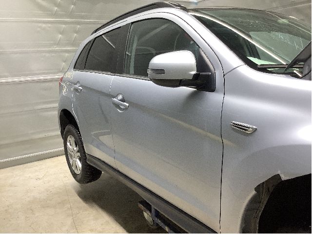 Dør høyre foran til Mitsubishi ASX 2010-2019  (MITSUBISHI|5700B534|)