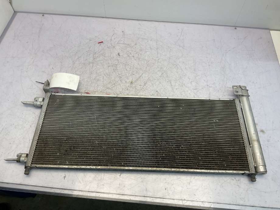 Aircondition radiator til Toyota RAV4 2016-2019 (Type IV, Fase 2)  (TOYOTA|8846042150|)
