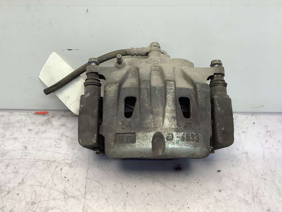 Bremsecaliper høyre foran til Toyota RAV4 2016-2019 (Type IV, Fase 2)  (TOYOTA|4773048150|)