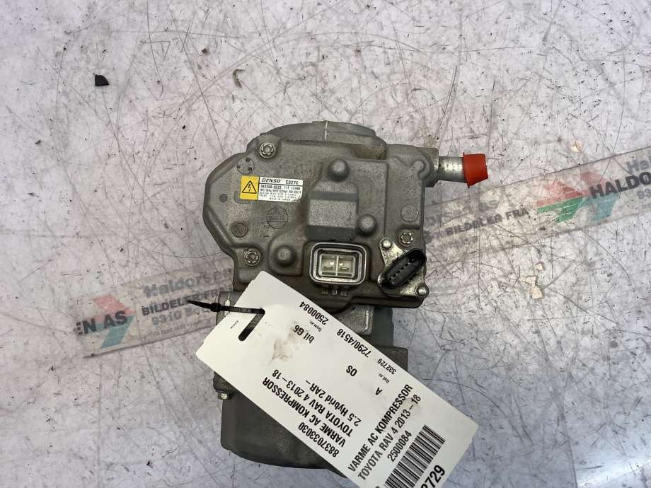 Aircondition kompressor til Toyota RAV4 2016-2019 (Type IV, Fase 2)  (TOYOTA|8837033030|)