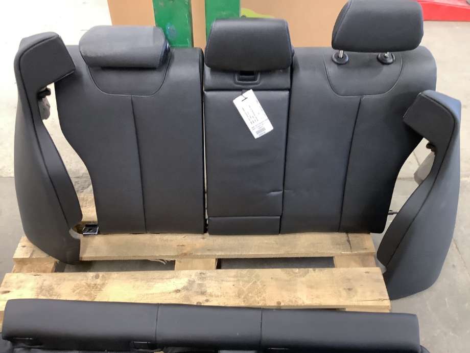 Sete bak til BMW 3-Serie, 2012-2018 (F30/F31/F34) (F30/F31/F34) (BMW|)