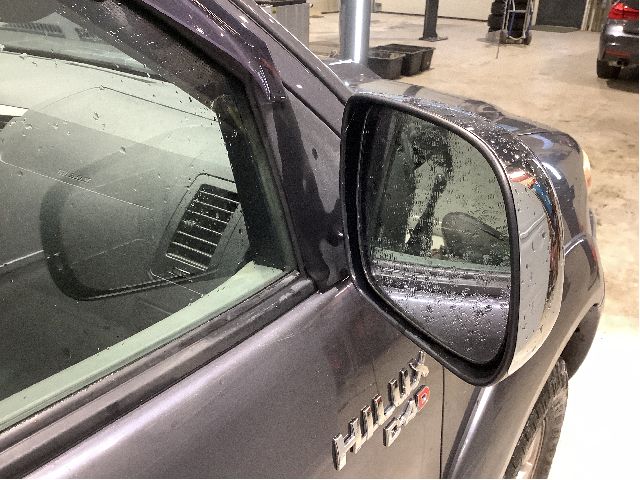 Speil høyre til Toyota Hilux 2006-2011  (TOYOTA|879100K082|)