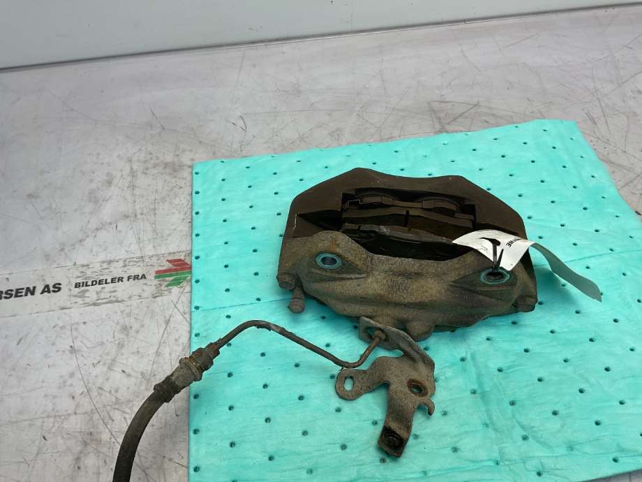 Bremsecaliper venstre foran til Toyota Hilux 2006-2011 (TOYOTA|477500K060|)