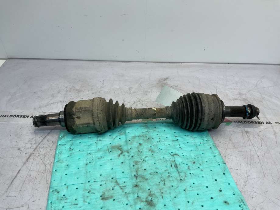 Drivaksel høyre foran til Toyota Hilux 2006-2011  (TOYOTA|434300K022|)