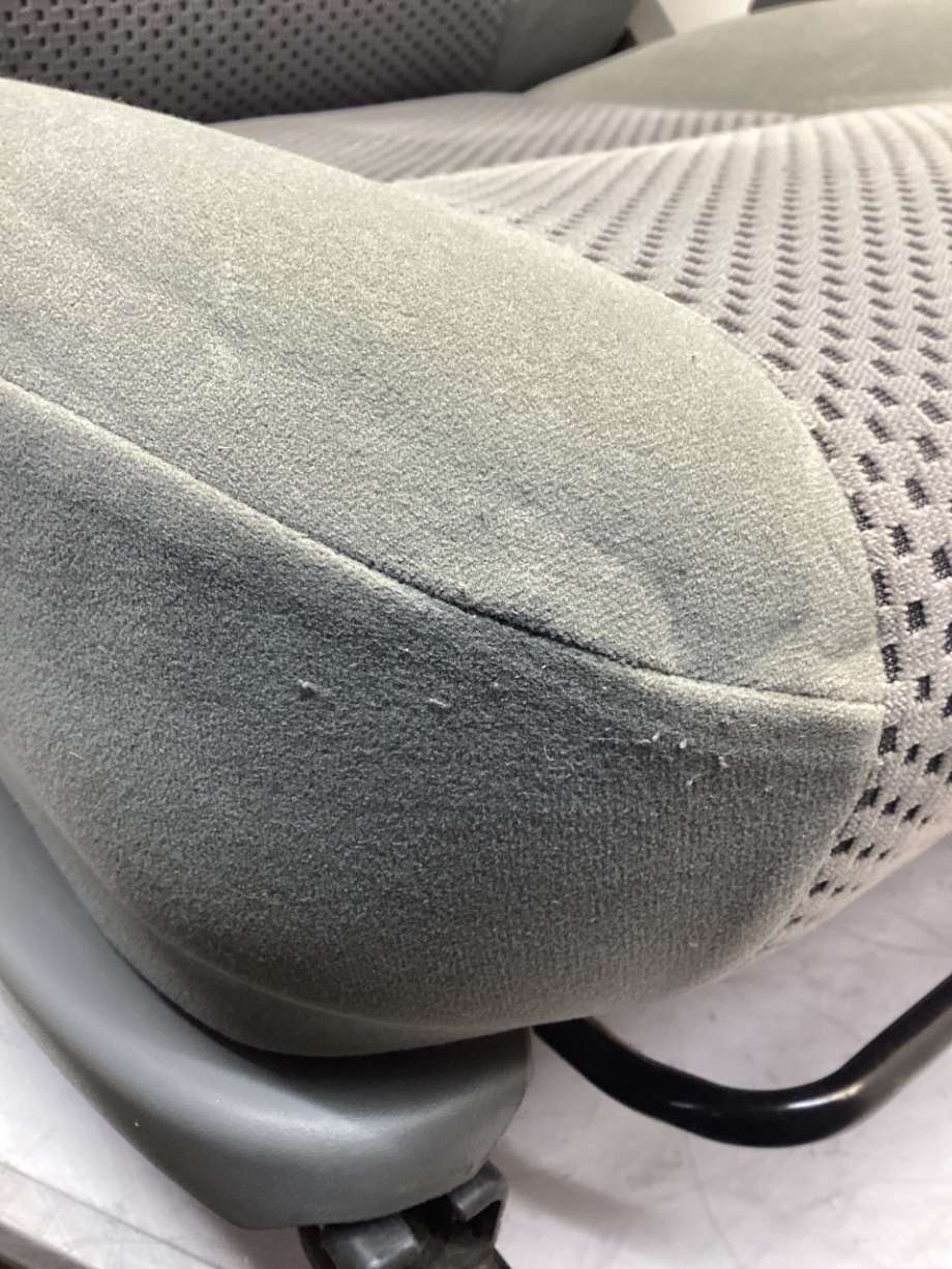 Sete foran høyre til Toyota Hilux 2006-2011 (TOYOTA|)