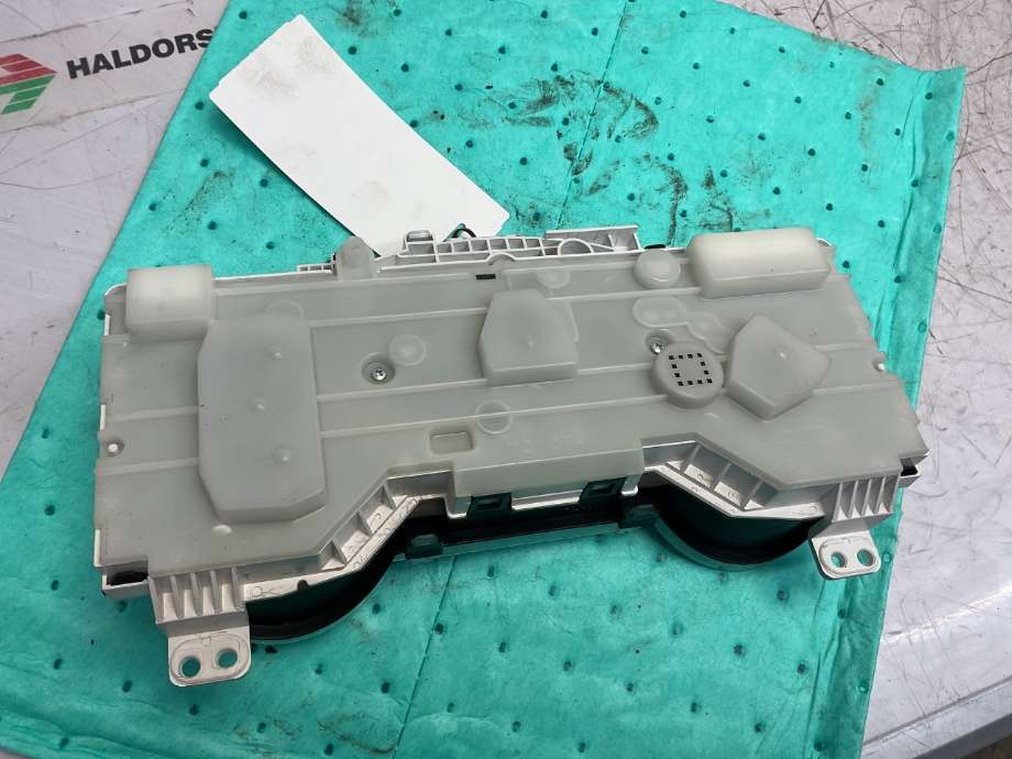 Instrumentpanel til Toyota Hilux 2006-2011 (TOYOTA|838000K032|)