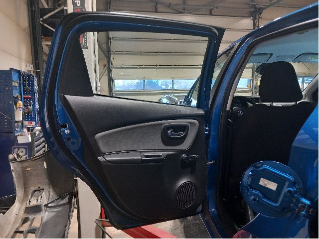 Dør venstre bak til Toyota Yaris 2014-2020 (Type III, Fase 2)  (TOYOTA|670040D210|)