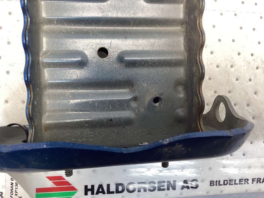Støtfangerdemper foran til Toyota Yaris 2014-2020 (Type III, Fase 2)  (TOYOTA|570130D041|)