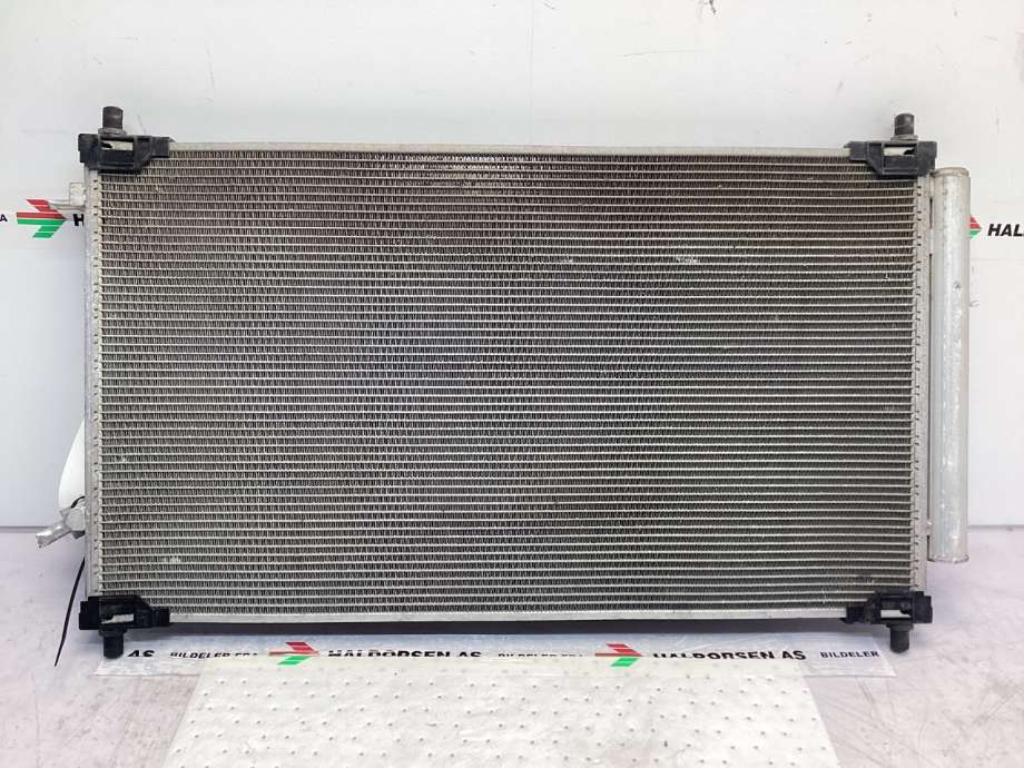 Aircondition radiator til Toyota Yaris 2014-2020 (Type III, Fase 2)  (TOYOTA|88460-0D420|)