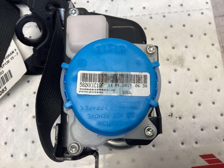 Sikkerhetsbelte foran høyre til Toyota Yaris 2014-2020 (Type III, Fase 2)  (TOYOTA|732100D322C0|)