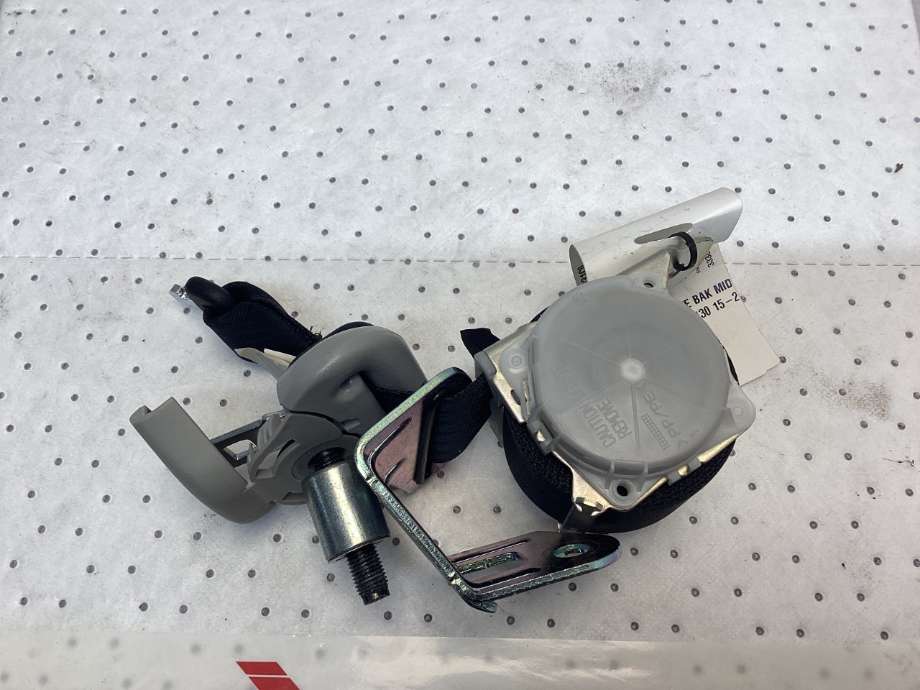 Sikkerhetsbelte bak midtre til Toyota Yaris 2014-2020 (Type III, Fase 2)  (TOYOTA|733100D031C0|)