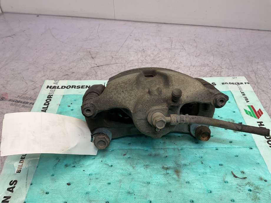 Bremsecaliper høyre foran til Mazda 3 2013-2016 (Type III, Fase 1)  (MAZDA|B4Y73398ZB|)