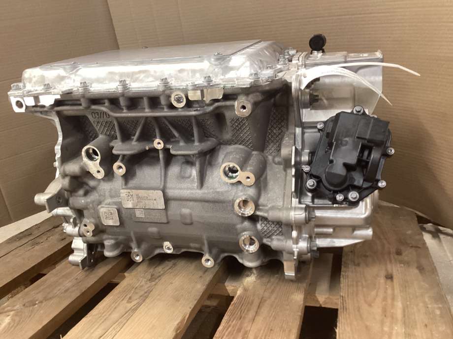 Motor elbil foran til BMW X1 2022-->> (U11) (U11) (BMW|12 33 5 B47 6C8|12 33 5 B60 562|)