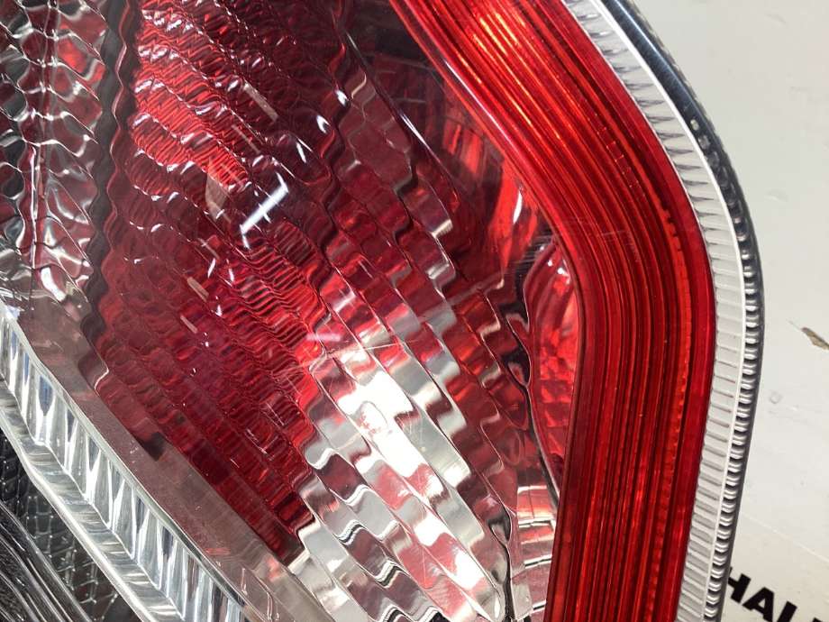 Baklykt venstre til Ford Transit Custom 2013-2023 (Type I)  (FORD|2411271|BK21-13405-AJ|)