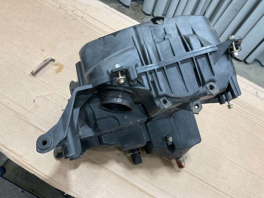 Luftfilterboks til ATV ATV diverse merker 0-->> (BRP CAN-AM|707800598|570|)