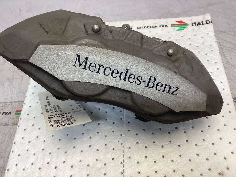 Bremsecaliper venstre foran til Mercedes EQC 2019-->>  (MERCEDES|A 000 421 00 00|)